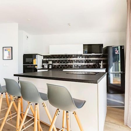 Grand Appartement , Paris La Defense Arena, 50 Metres De La Gare, 15 Min Champs Elysees Нантерр Экстерьер фото
