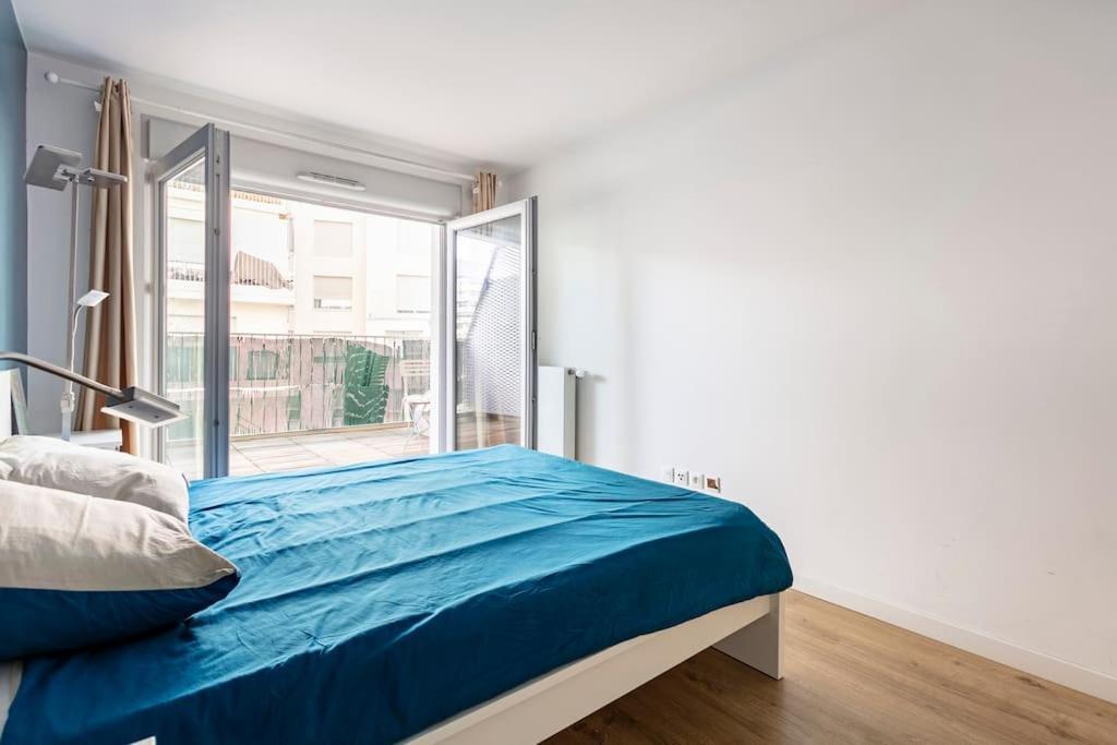 Grand Appartement , Paris La Defense Arena, 50 Metres De La Gare, 15 Min Champs Elysees Нантерр Экстерьер фото